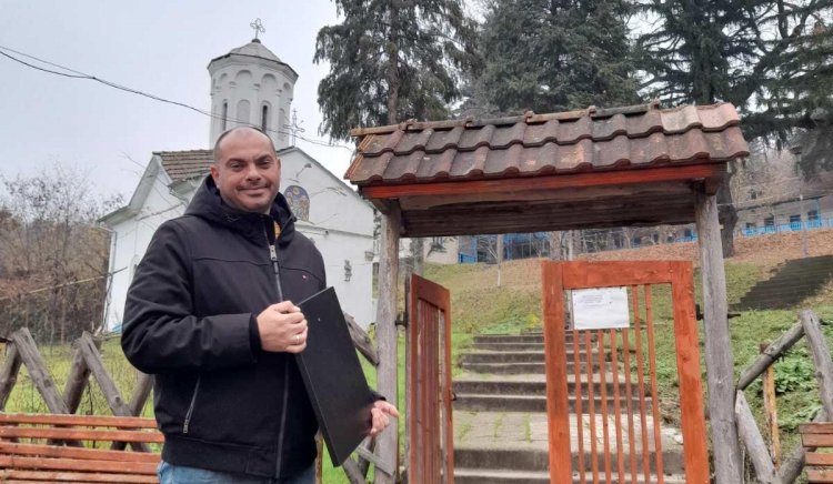 Филип Попов направи дарение на Добридолския манастир