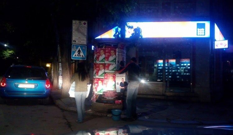 Въпреки уважените жалби на БСП, плакатната война във Видин продължава